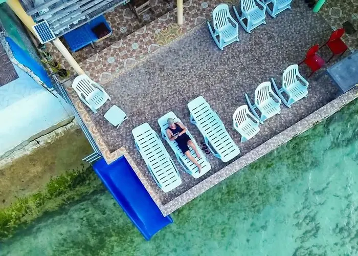 Resort Sascha's