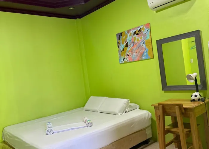 Resort Sascha's Oslob