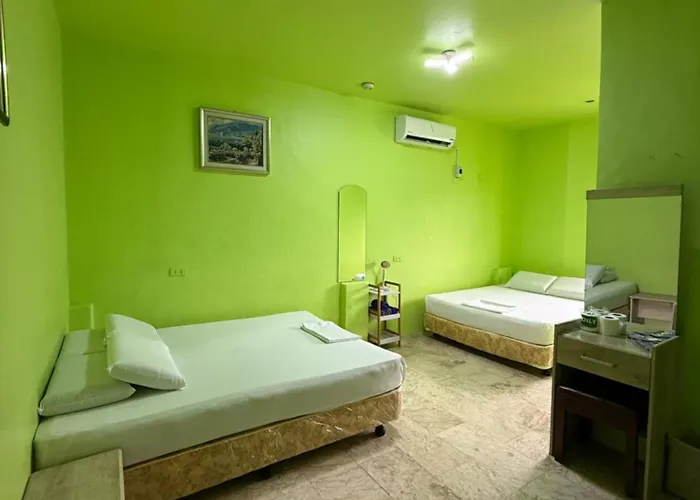 Resort Sascha's Oslob