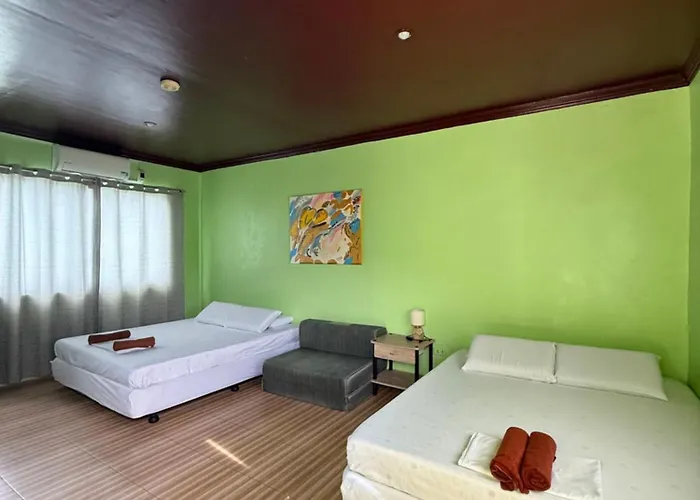Sascha's Resort